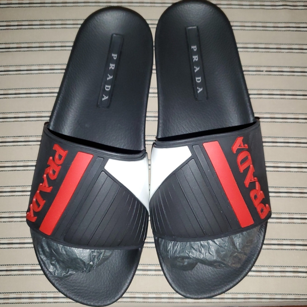 PRADA SLIDES MEN 100% AUTHENTIC